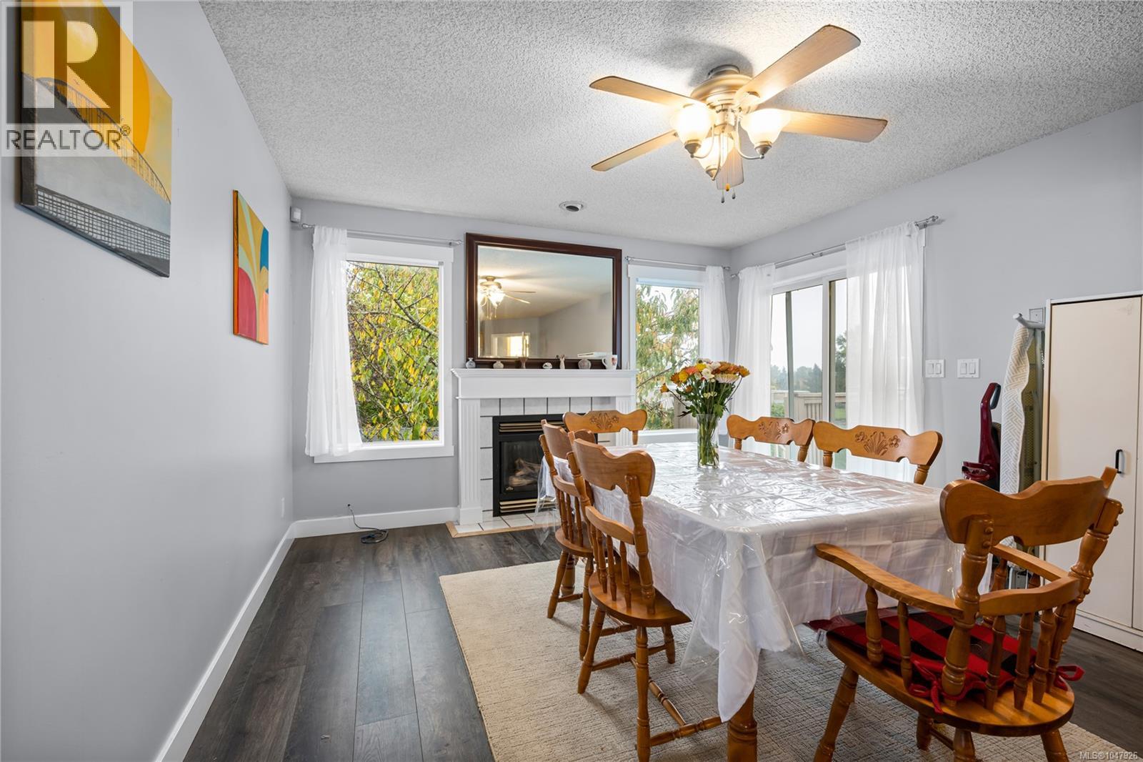 632 Howard Ave - Image 13