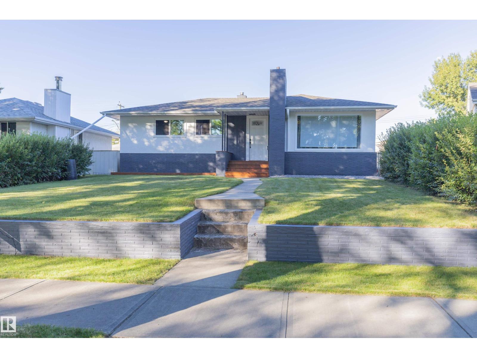 12380 132 ST NW, Edmonton, Alberta, T5L1P8