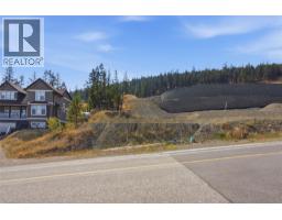 2017 Hugh Allan Drive, Kamloops, BC  Photo 16