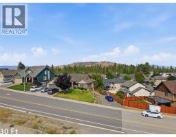 2017 Hugh Allan Drive, Kamloops, BC  Photo 10