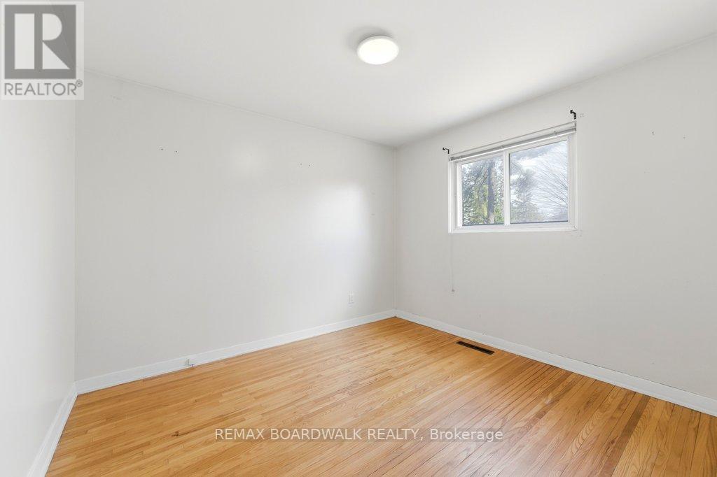 1279 ADIRONDACK DRIVE - Image 17