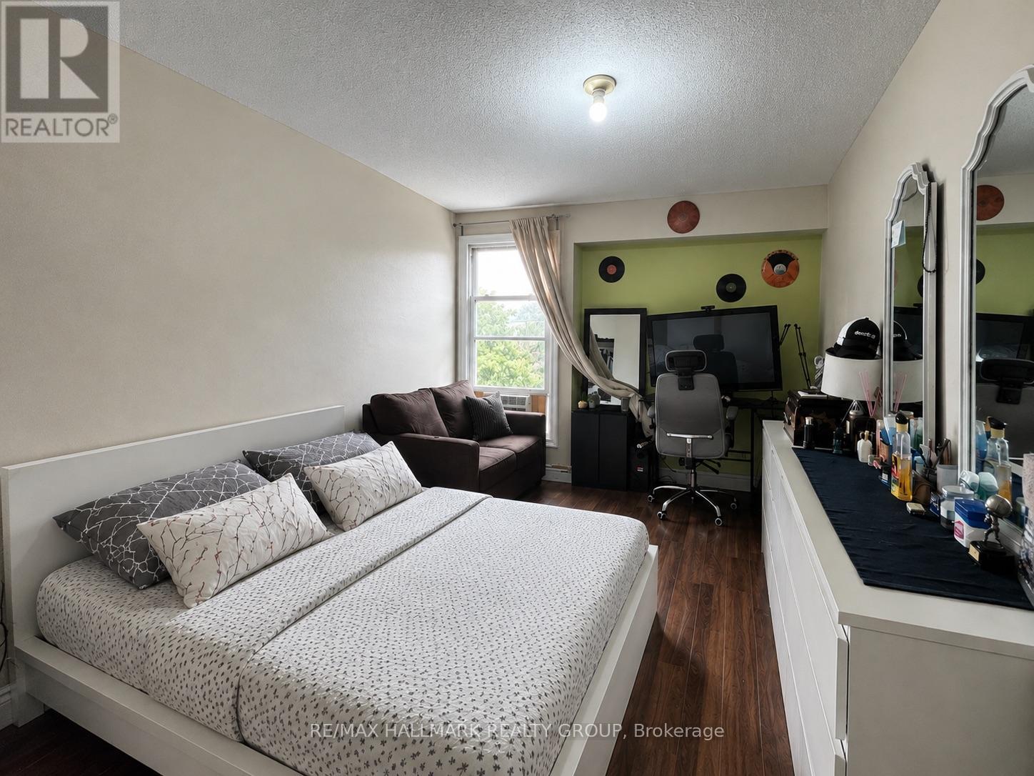 #163 825 CAHILL DRIVE W - Image 13
