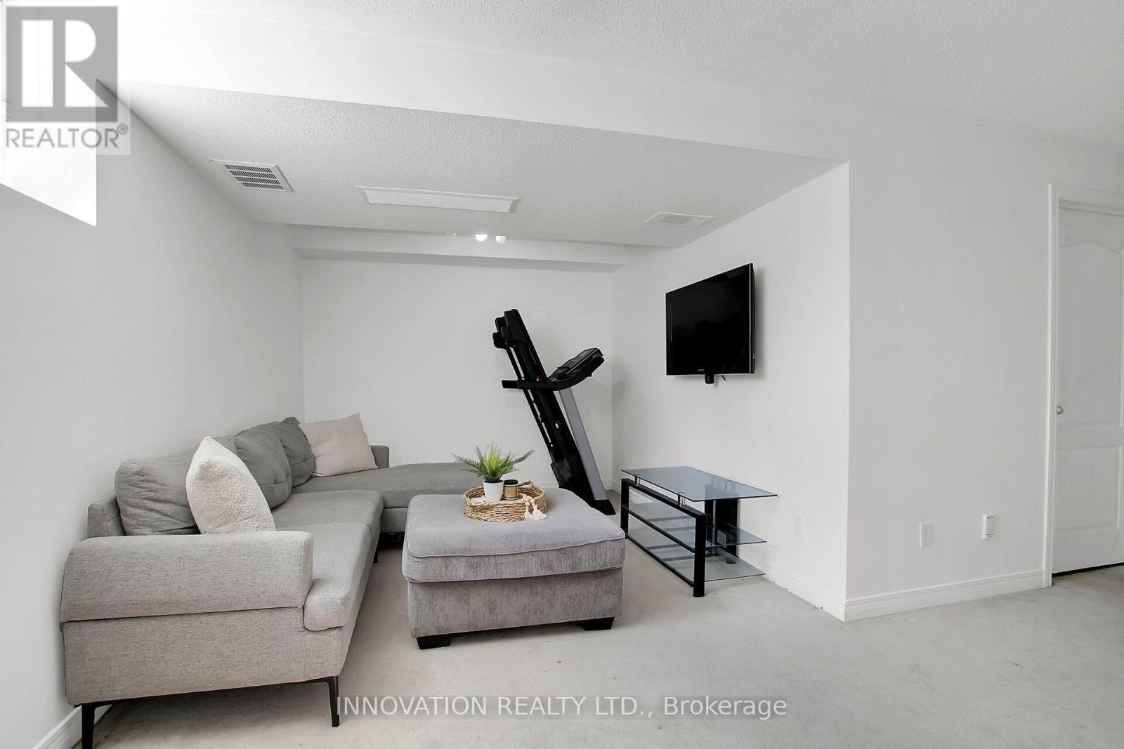 24 CRAMPTON DRIVE - 28
