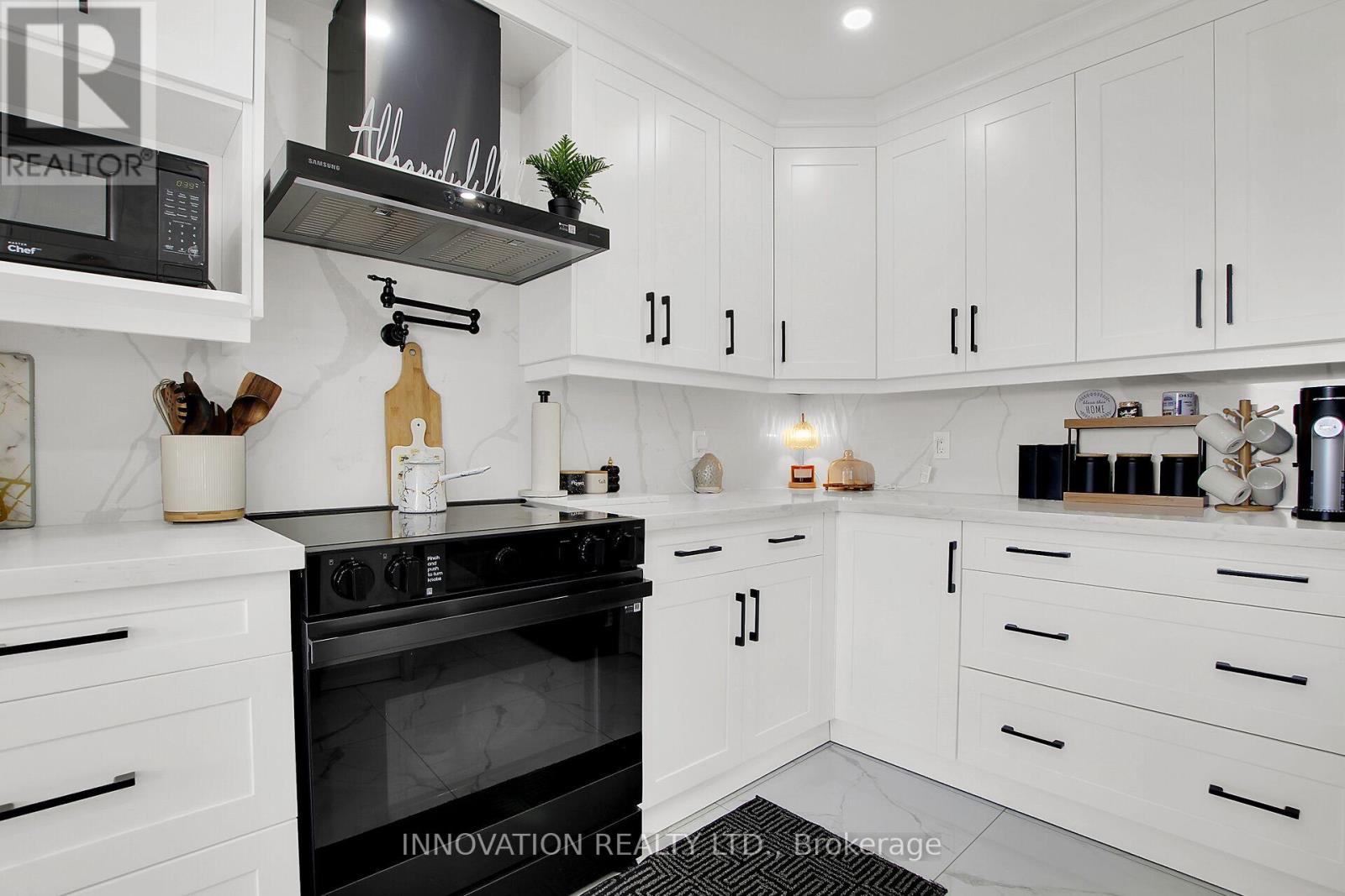 24 CRAMPTON DRIVE - 8