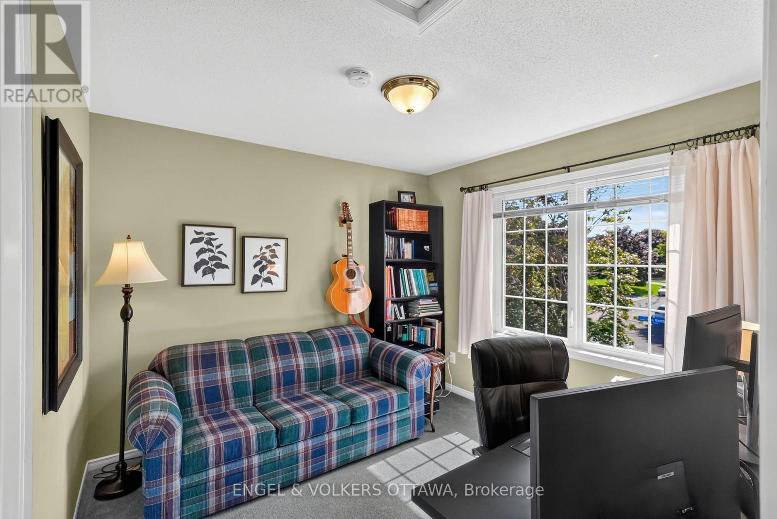 2812 HANK RIVERS DRIVE - 34