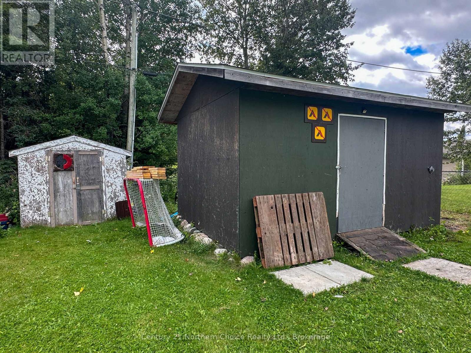 6 Oak Street, Ear Falls, Ontario, P0V1T0, Ear Falls, Ontario — photo 5 of 5