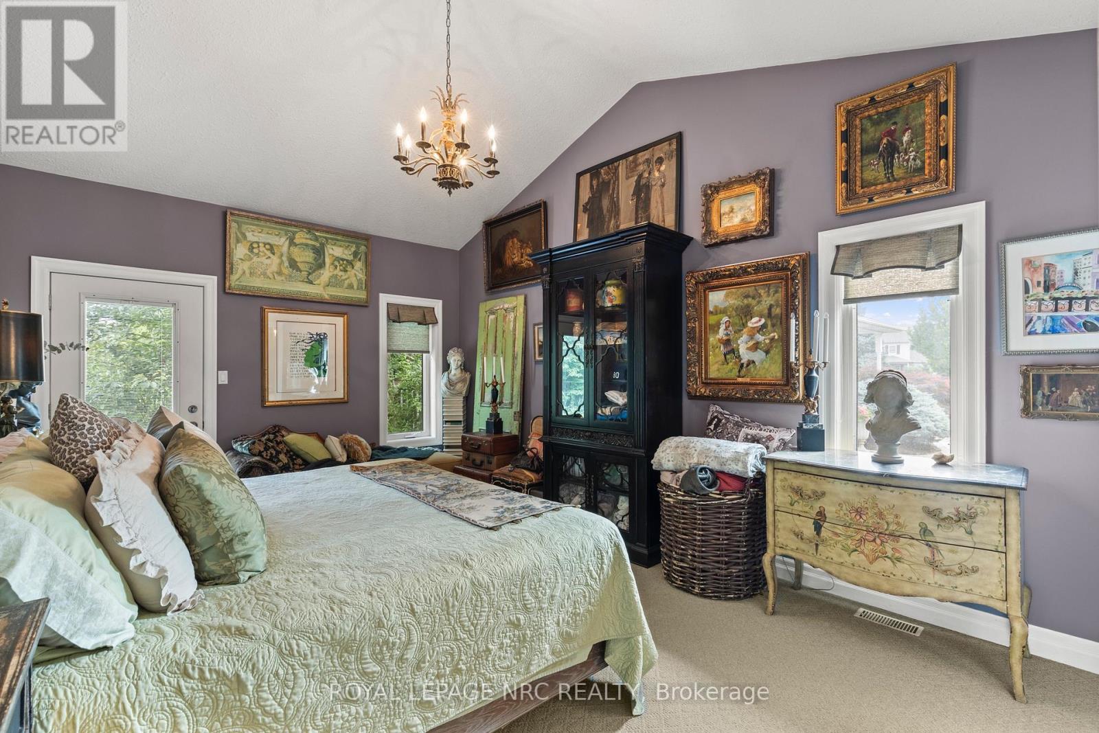 1 KARSAM COURT - 22