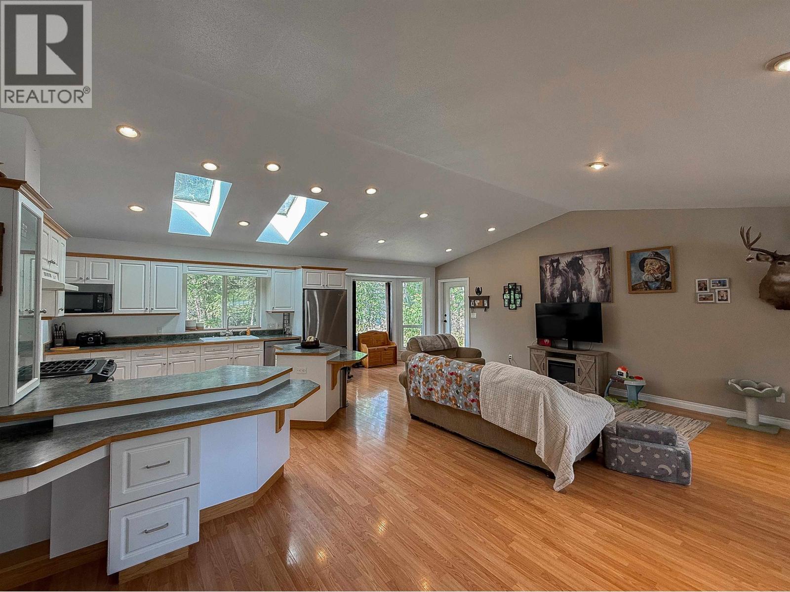 4970 EASZEE DRIVE - Image 4
