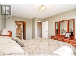 32 Winterfold Drive, Brampton, ON L6V3T2 Photo 23