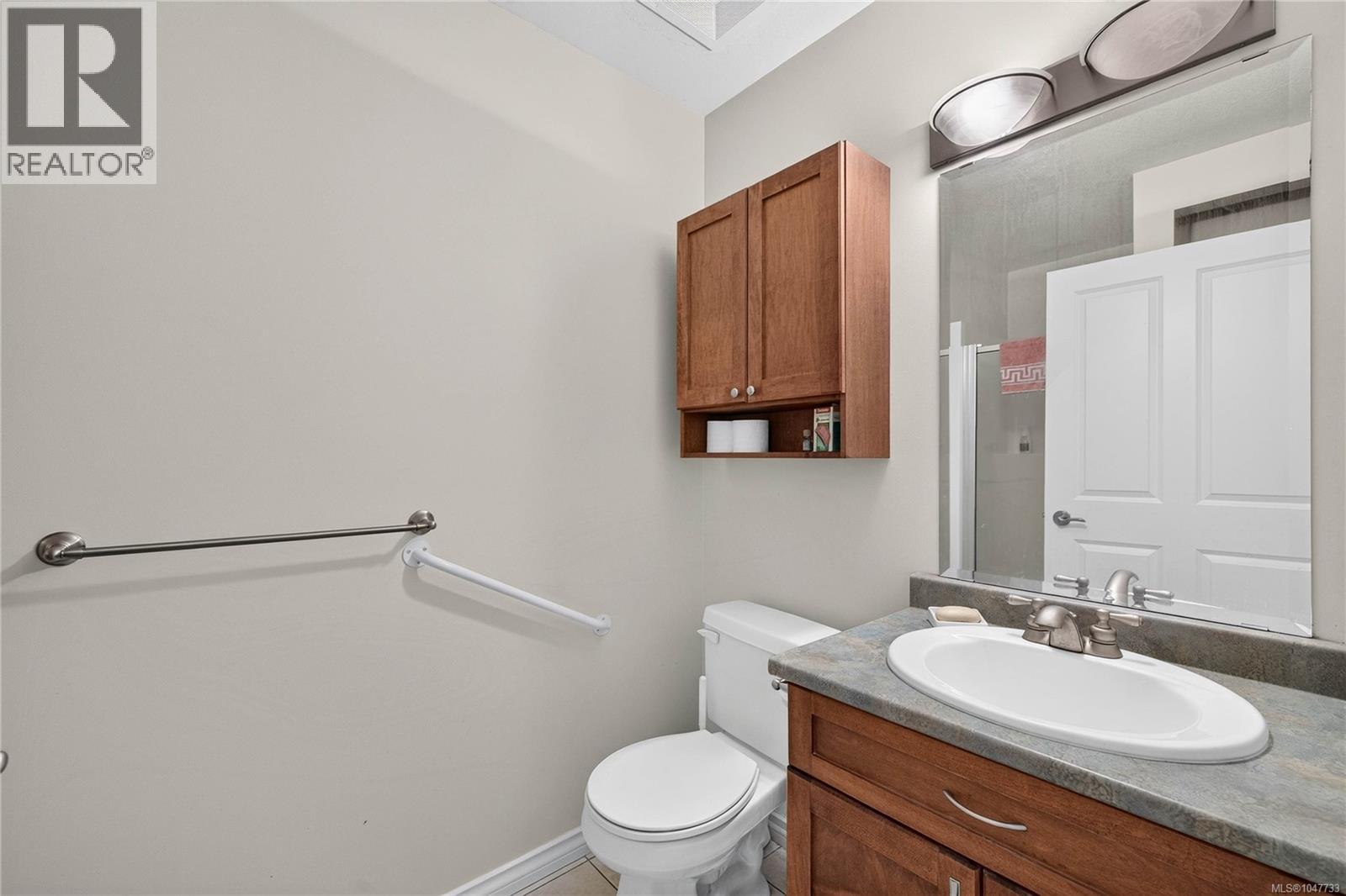 #7 235 Park Dr - Image 19