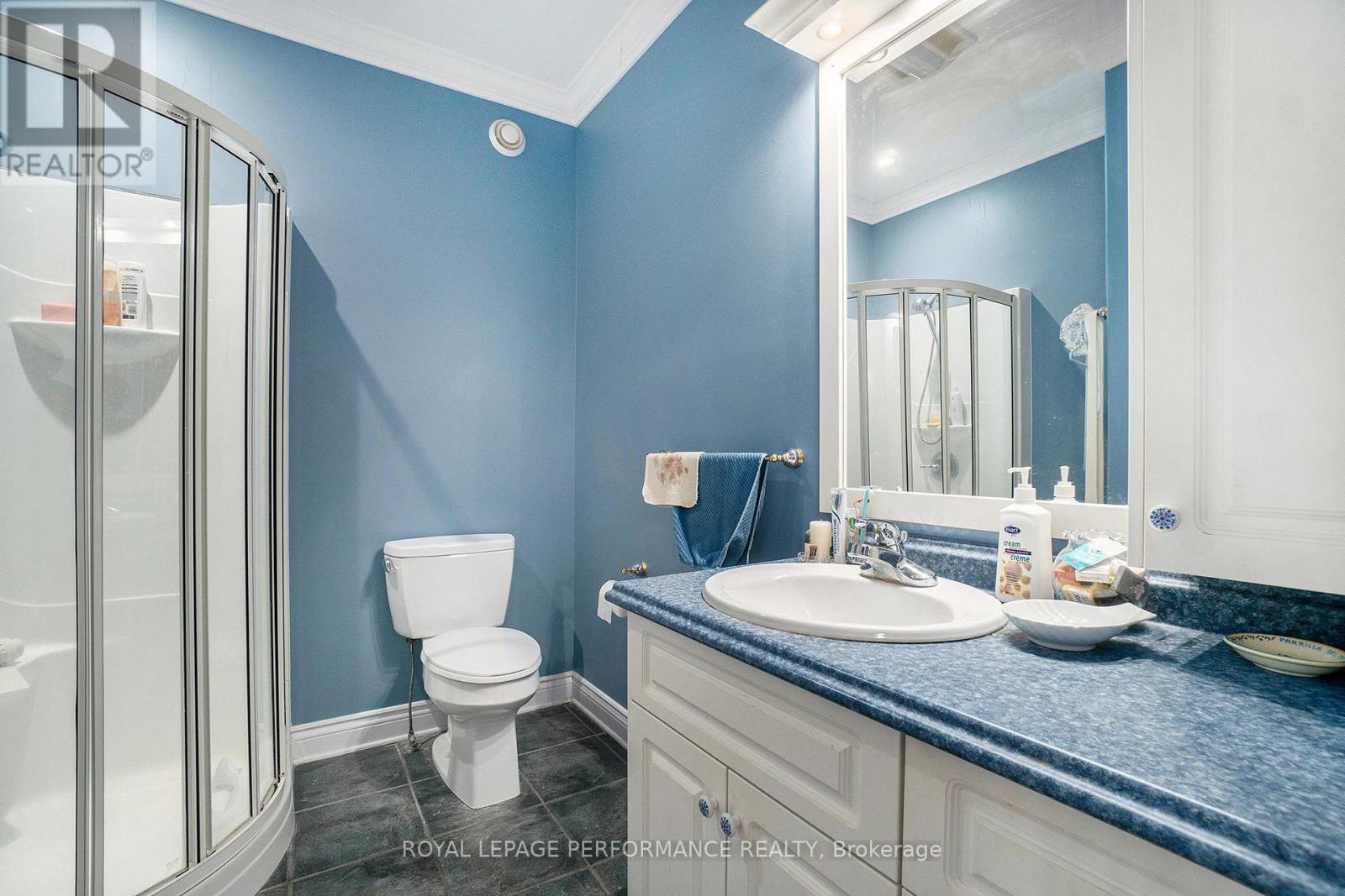 3285 BROADWAY AVENUE - 21