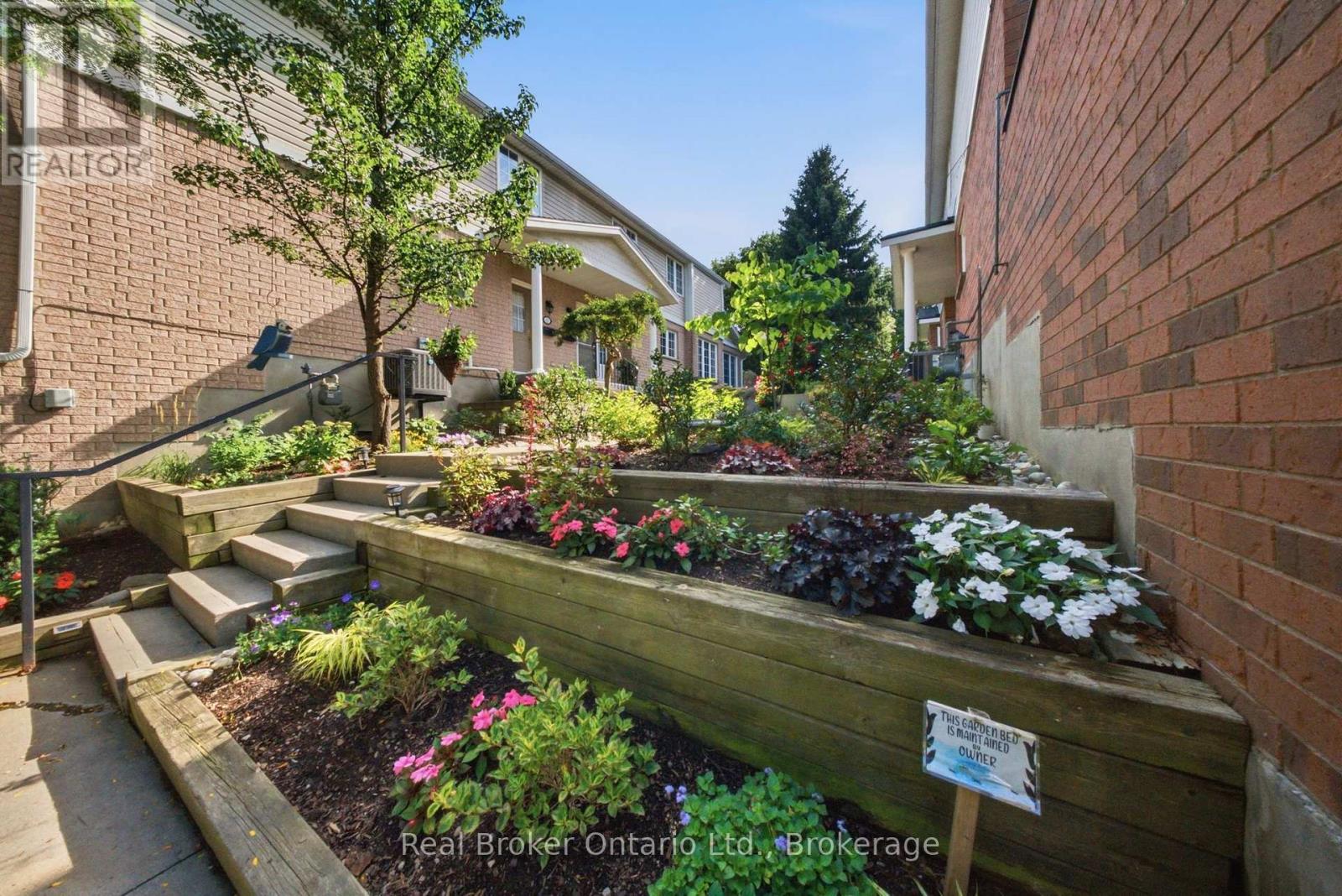 #37 941 GORDON STREET - Image 5