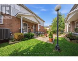Kitchen - 37 - 941 Gordon Street, Guelph, ON N1G4R9 Photo 6