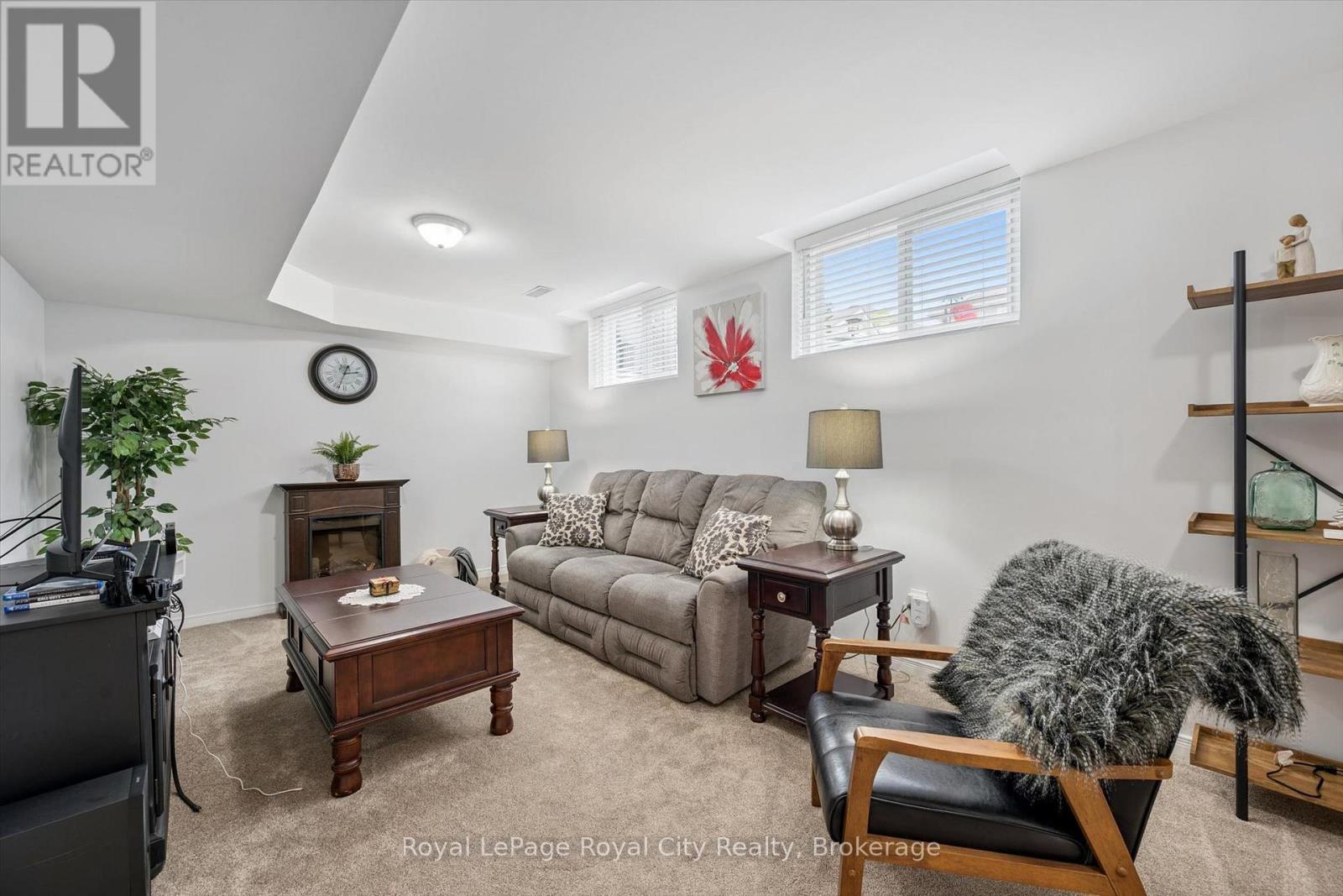 15 TRAILBROOK LANE - 29