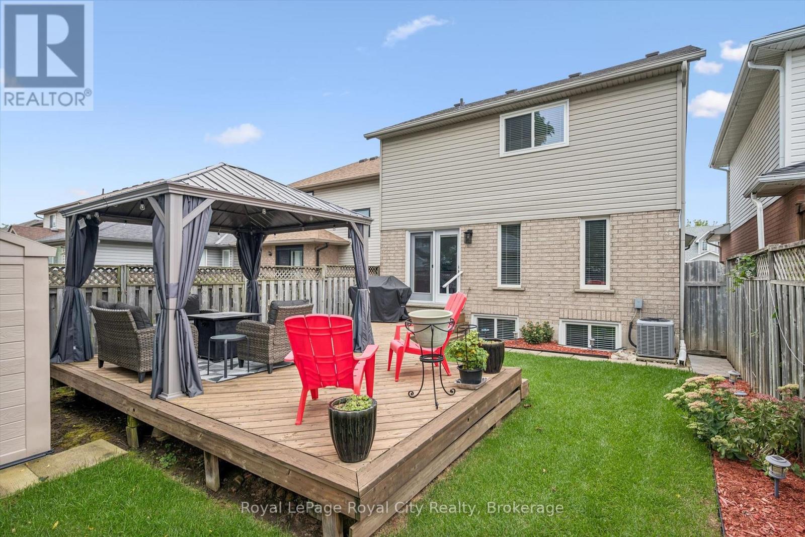 15 TRAILBROOK LANE - 40