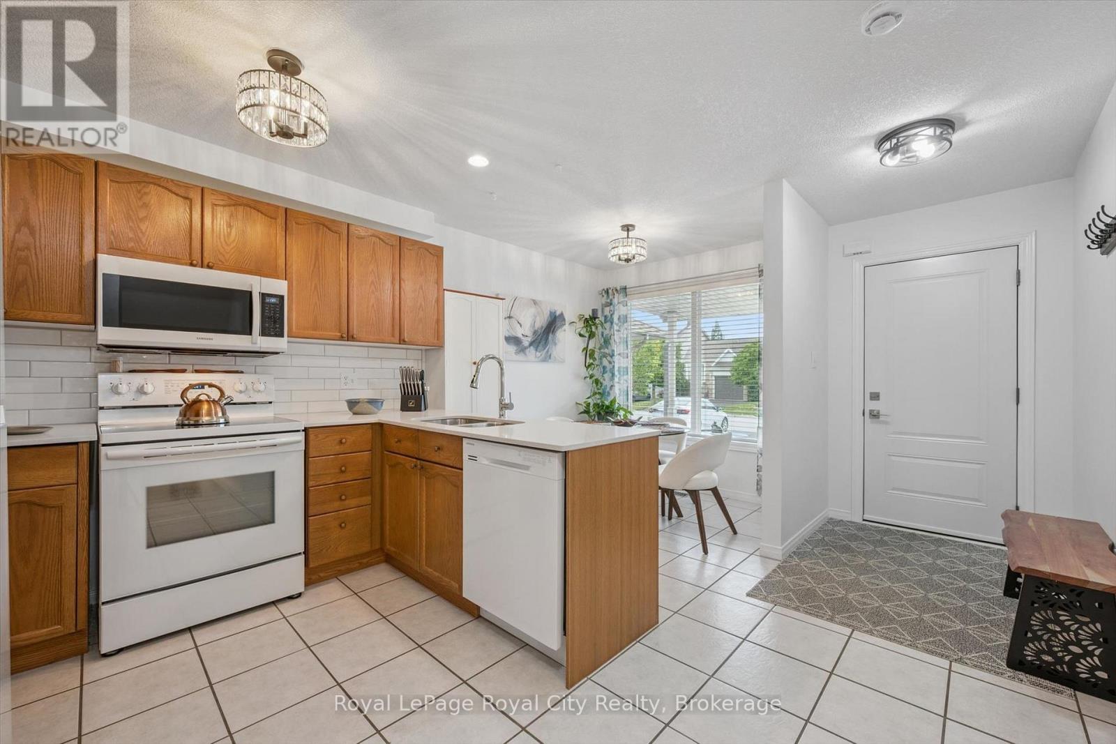 15 TRAILBROOK LANE - 8
