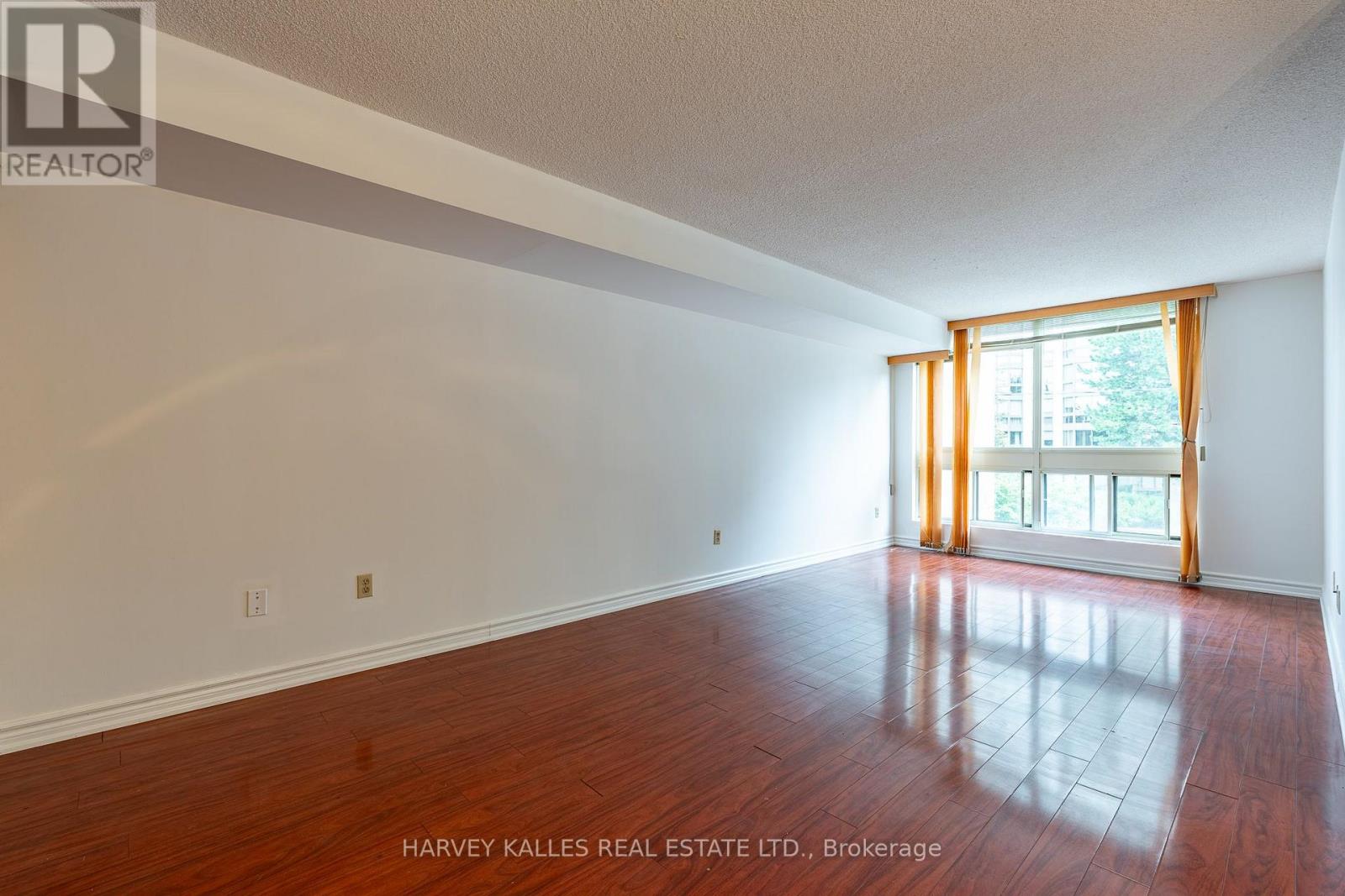 #205 5 KENNETH AVENUE - 11