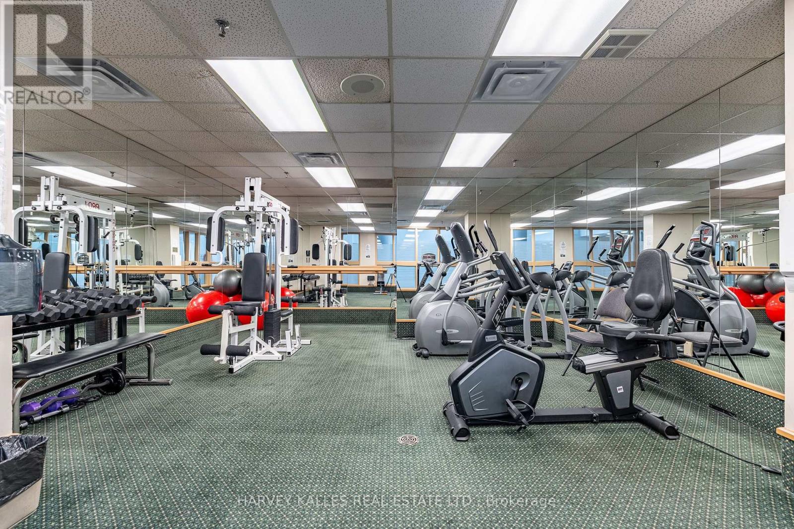 #205 5 KENNETH AVENUE - 18