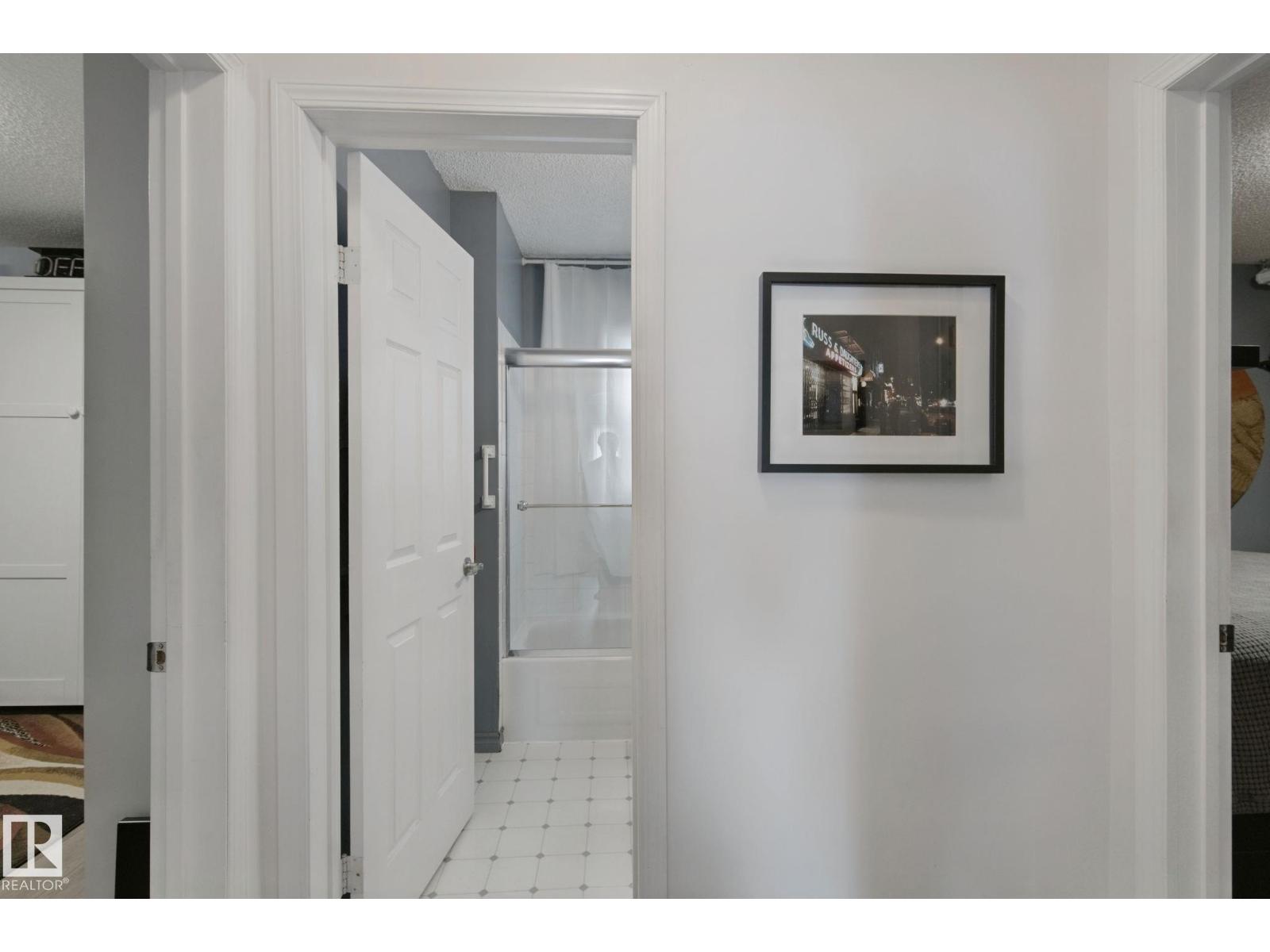 12035 83 ST NW - Image 17