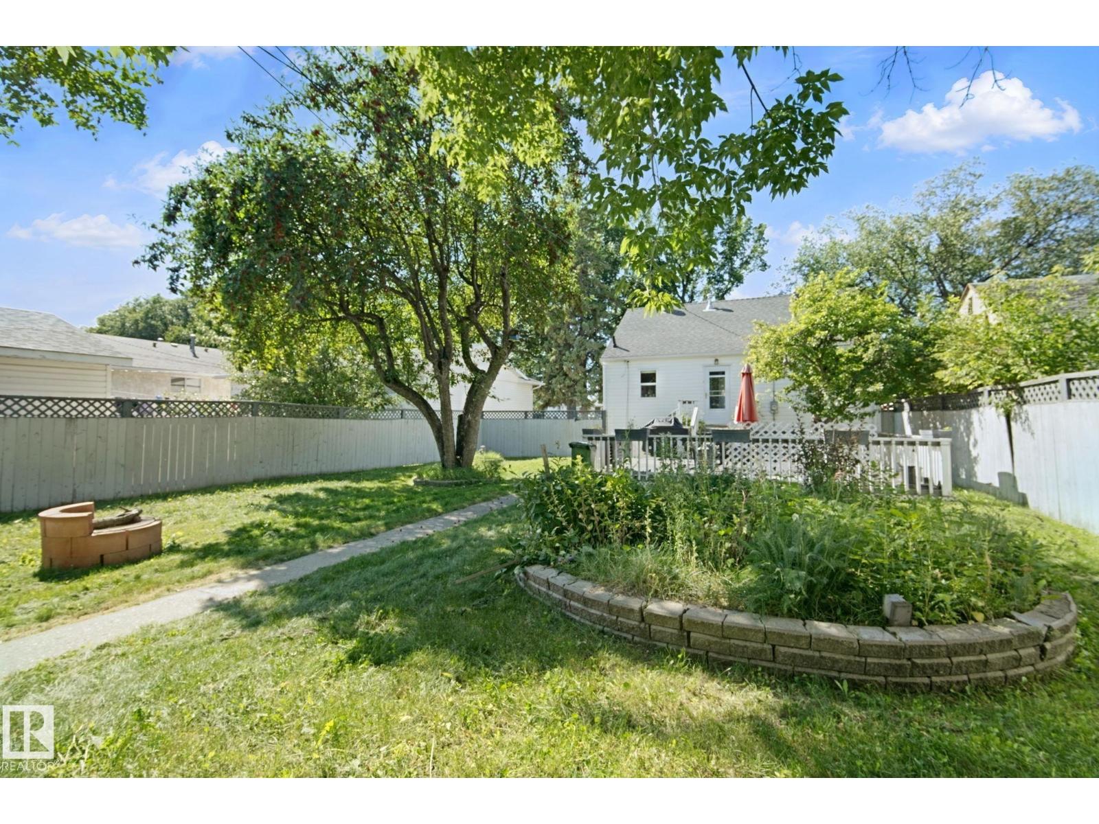 12035 83 ST NW - Image 46