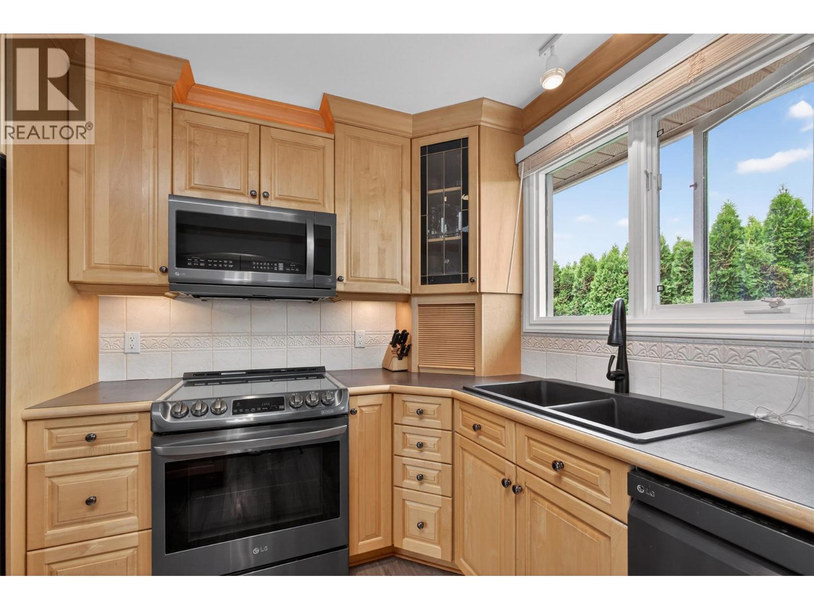 1685 Jonathan Road - 11