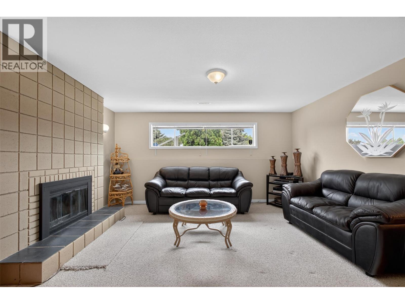 1685 Jonathan Road - 26
