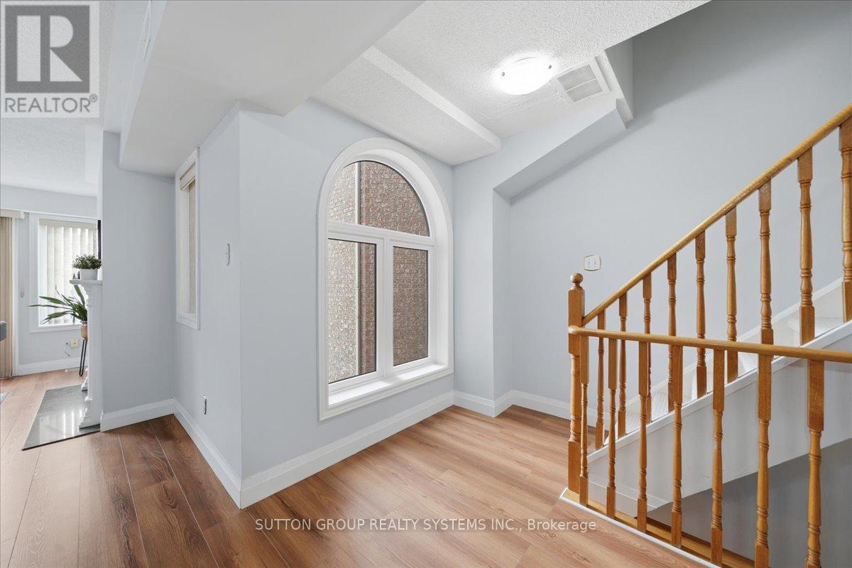 #255 60 BARONDALE DRIVE - 16