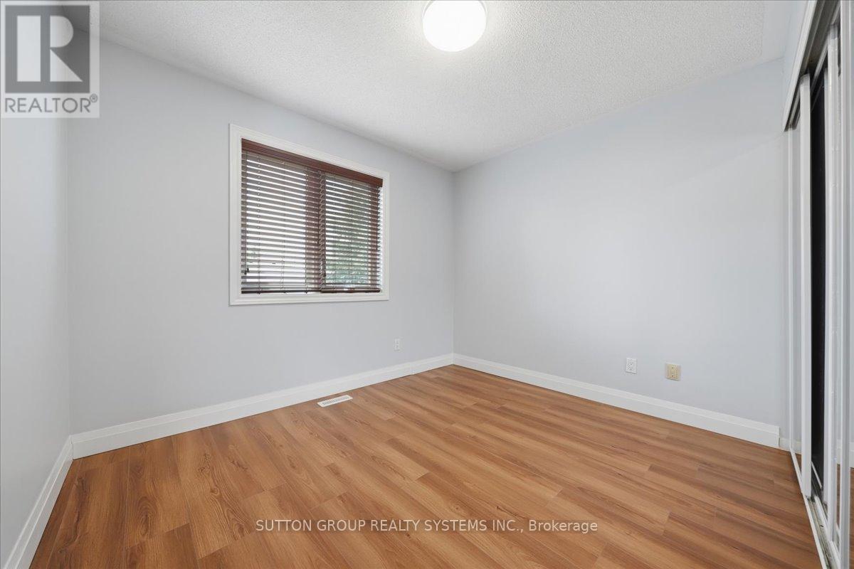 #255 60 BARONDALE DRIVE - 19