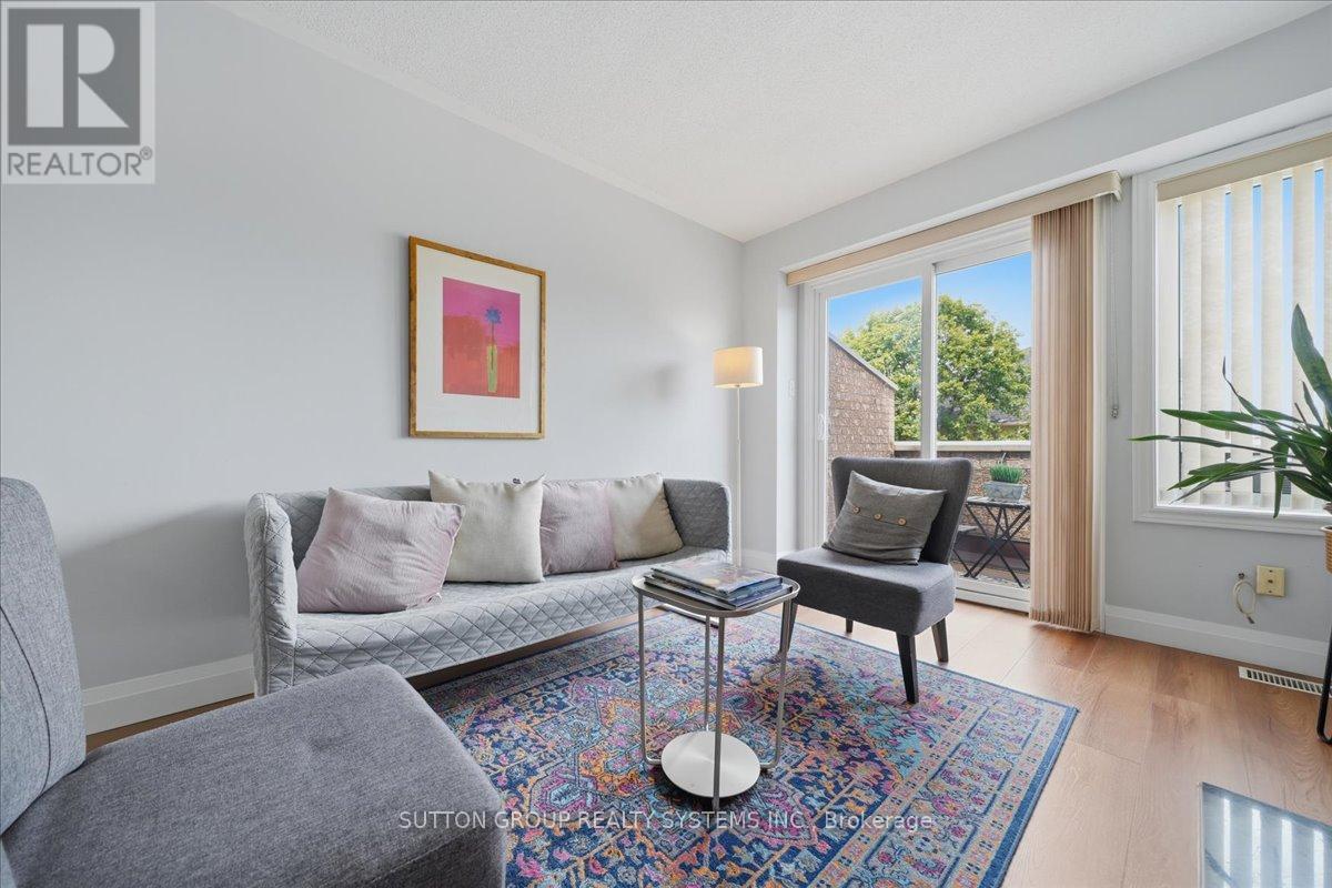 #255 60 BARONDALE DRIVE - 4