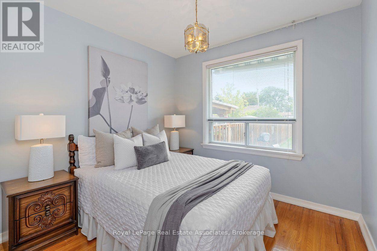 139 VODDEN STREET E - 20