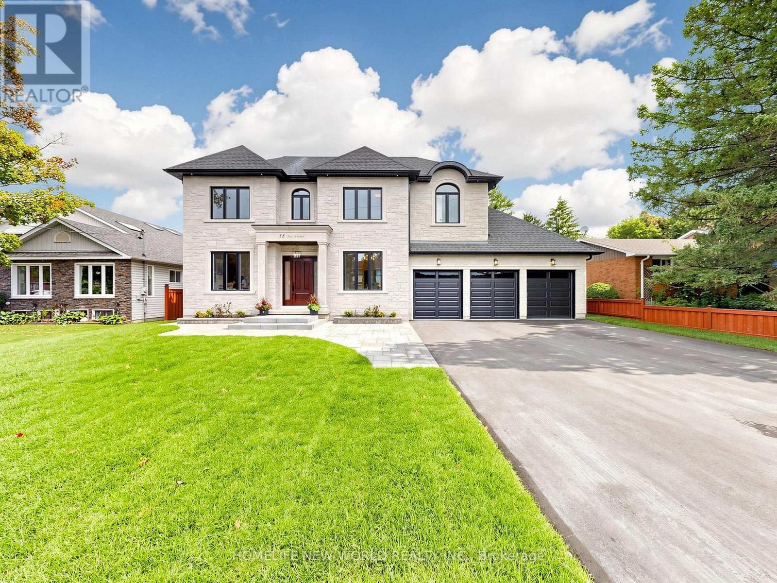 58 May Avenue, East Gwillimbury (Sharon), Ontario, L0G1V0, East Gwillimbury (Sharon), Ontario — photo 2 of 5