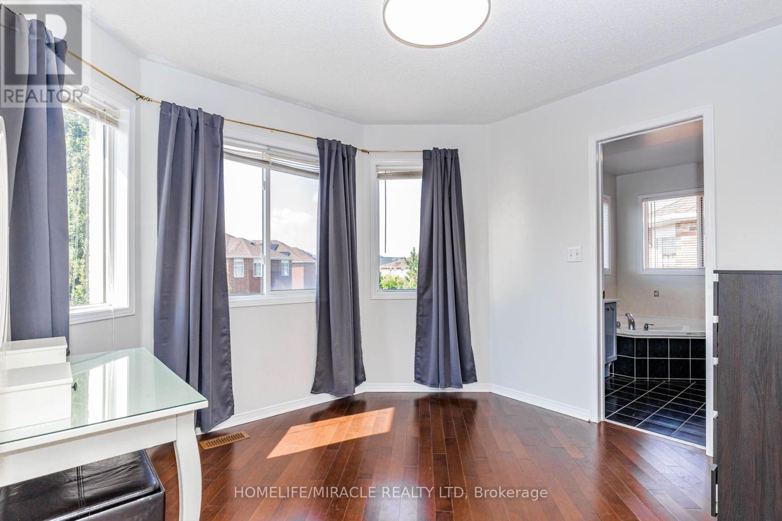 955 BRISTOL ROAD W - Image 30