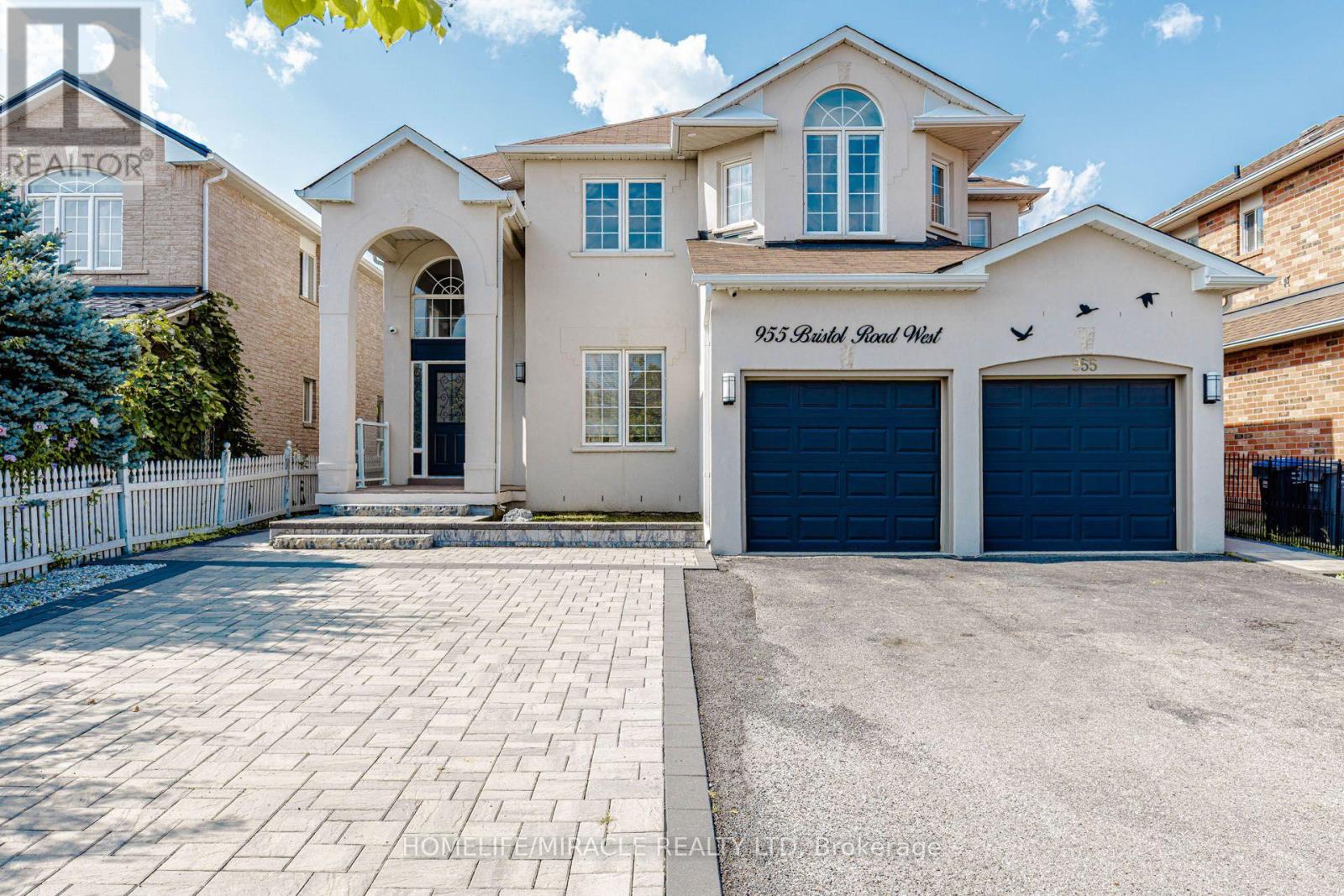 955 Bristol Road West, Mississauga (East Credit), Ontario, L5V2N9, Mississauga (East Credit), Ontario — photo 3 of 5