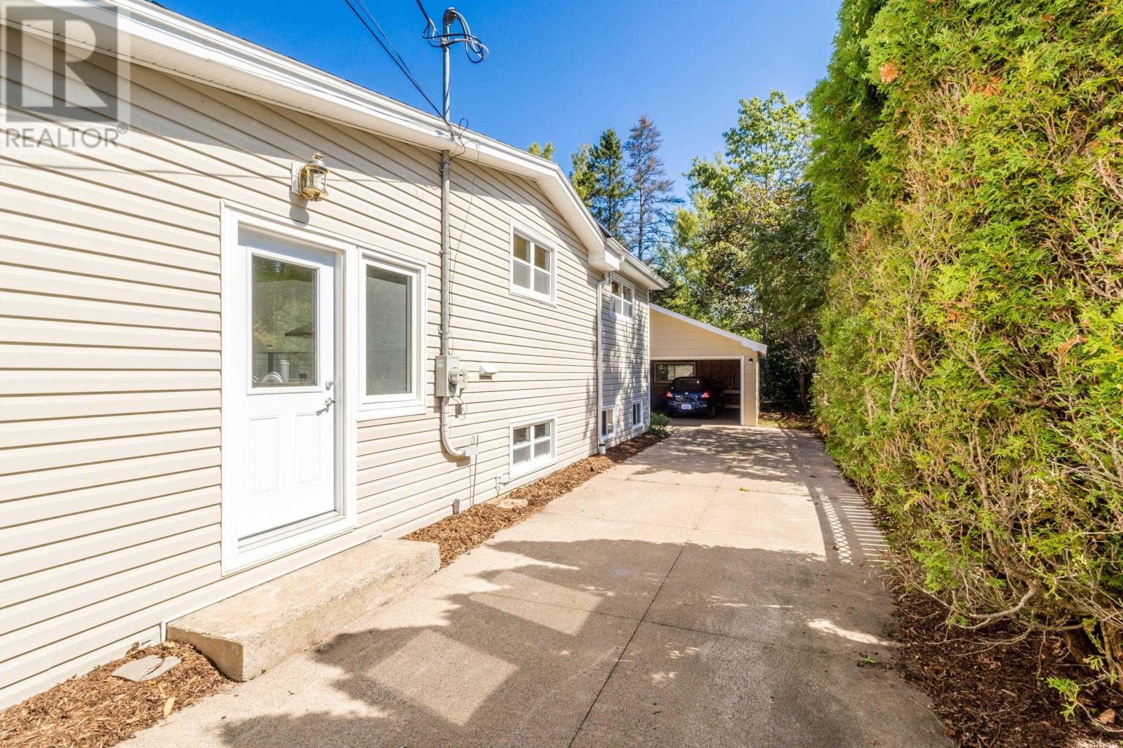 1 Sylvan Drive - Image 39
