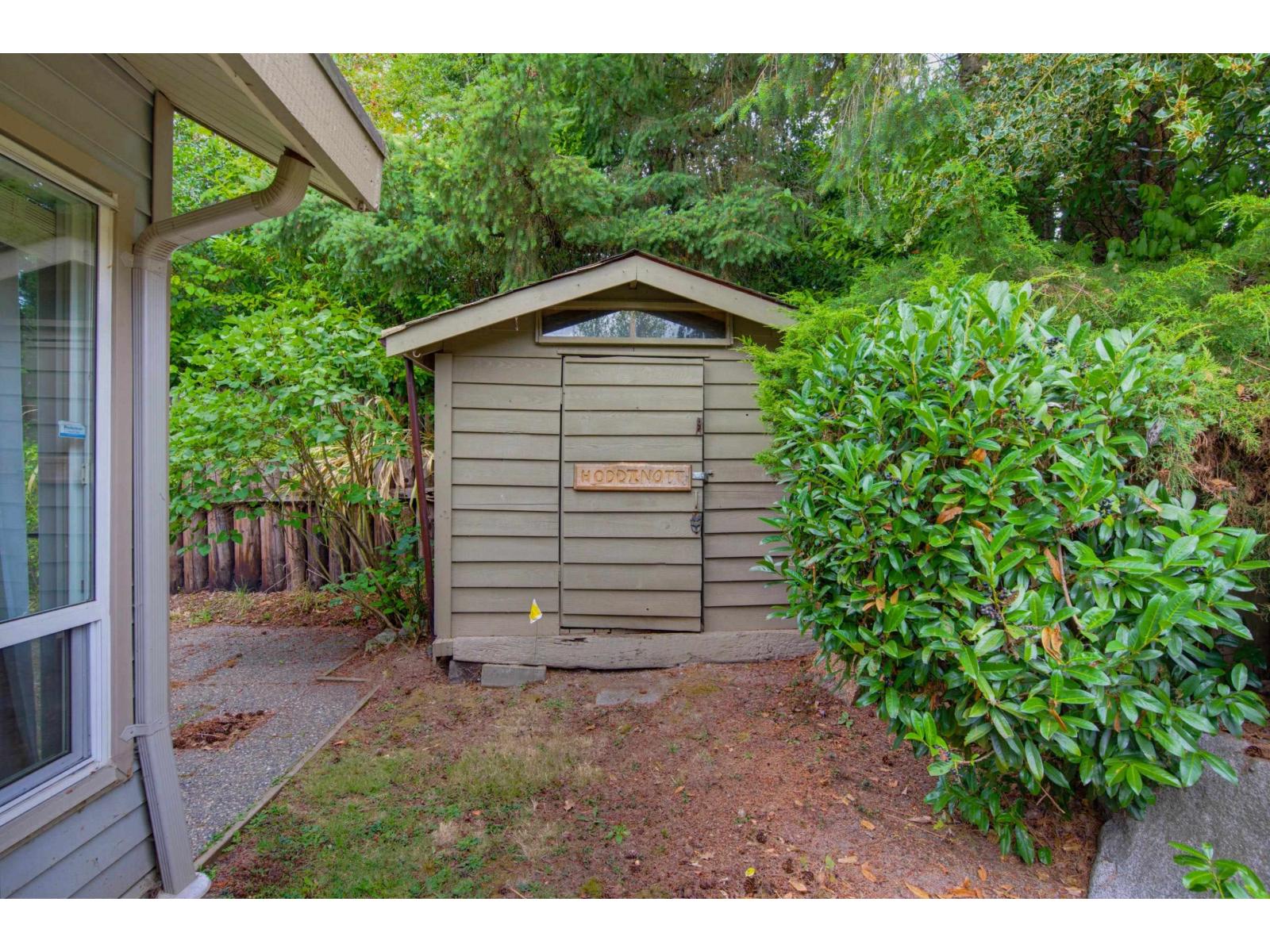 19207 FAIRWAY DRIVE, Surrey