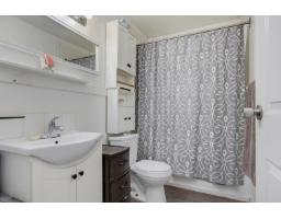 19207 Fairway Drive, Surrey, BC V3S5M8 Photo 22