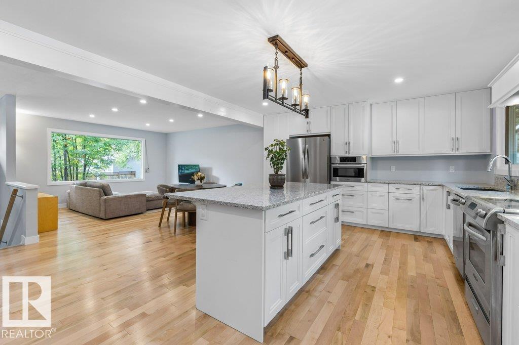 73 LINWOOD CR - 17