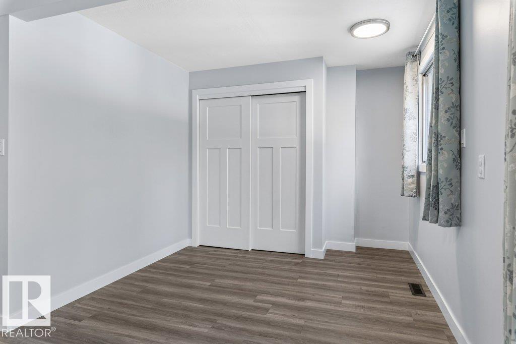 73 LINWOOD CR - 34