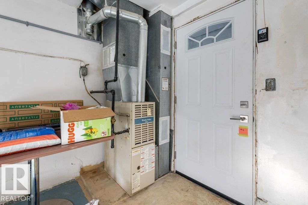 73 LINWOOD CR - 55