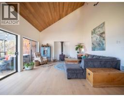 2084 Mahood Road, Powell River, BC V8A0L3 Photo 37