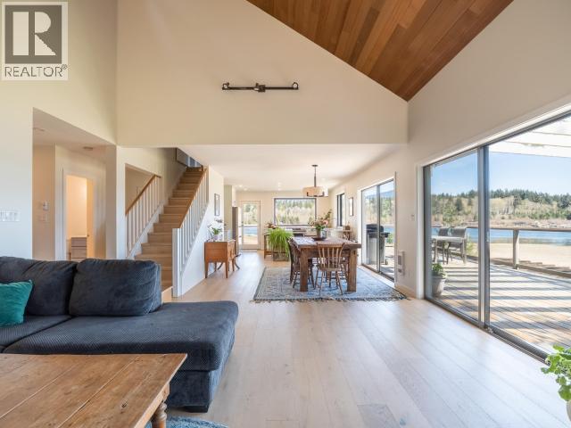 2084 MAHOOD ROAD - Image 35