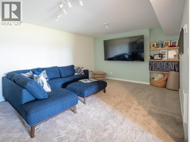 2084 MAHOOD ROAD - Image 58