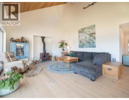 2084 Mahood Road, Powell River, BC V8A0L3 Photo 38
