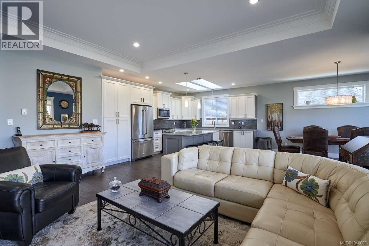 498 Ridgefield Dr - Image 11