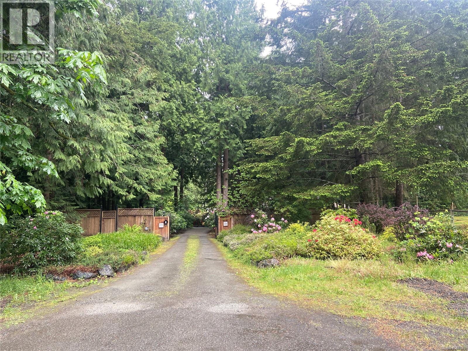 1753 Peerless Rd - Image 51