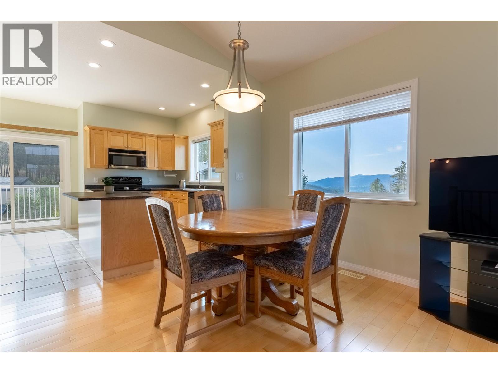 332 Linden Road - 8