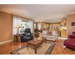 8044 Kestrel Court, Surrey, BC V3W0V1 Photo 8