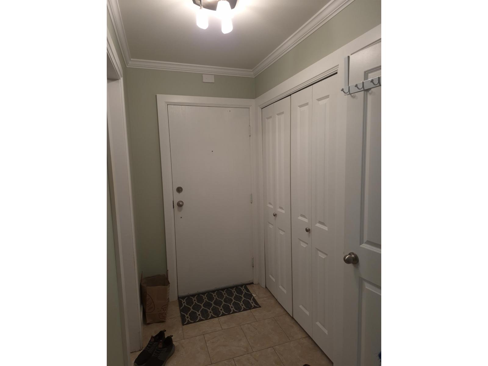 313 1448 FIR STREET, White Rock