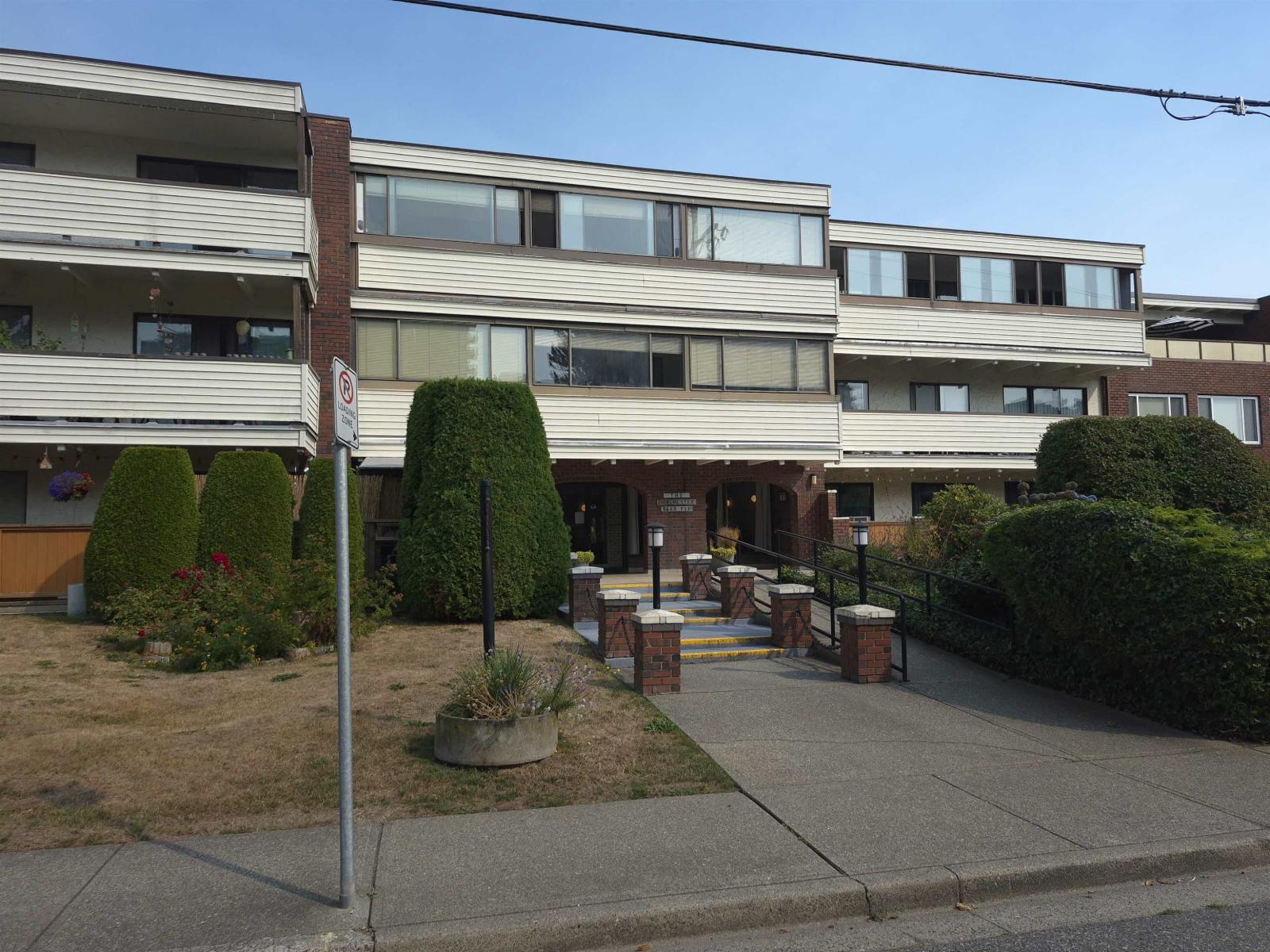313 1448 FIR STREET, White Rock
