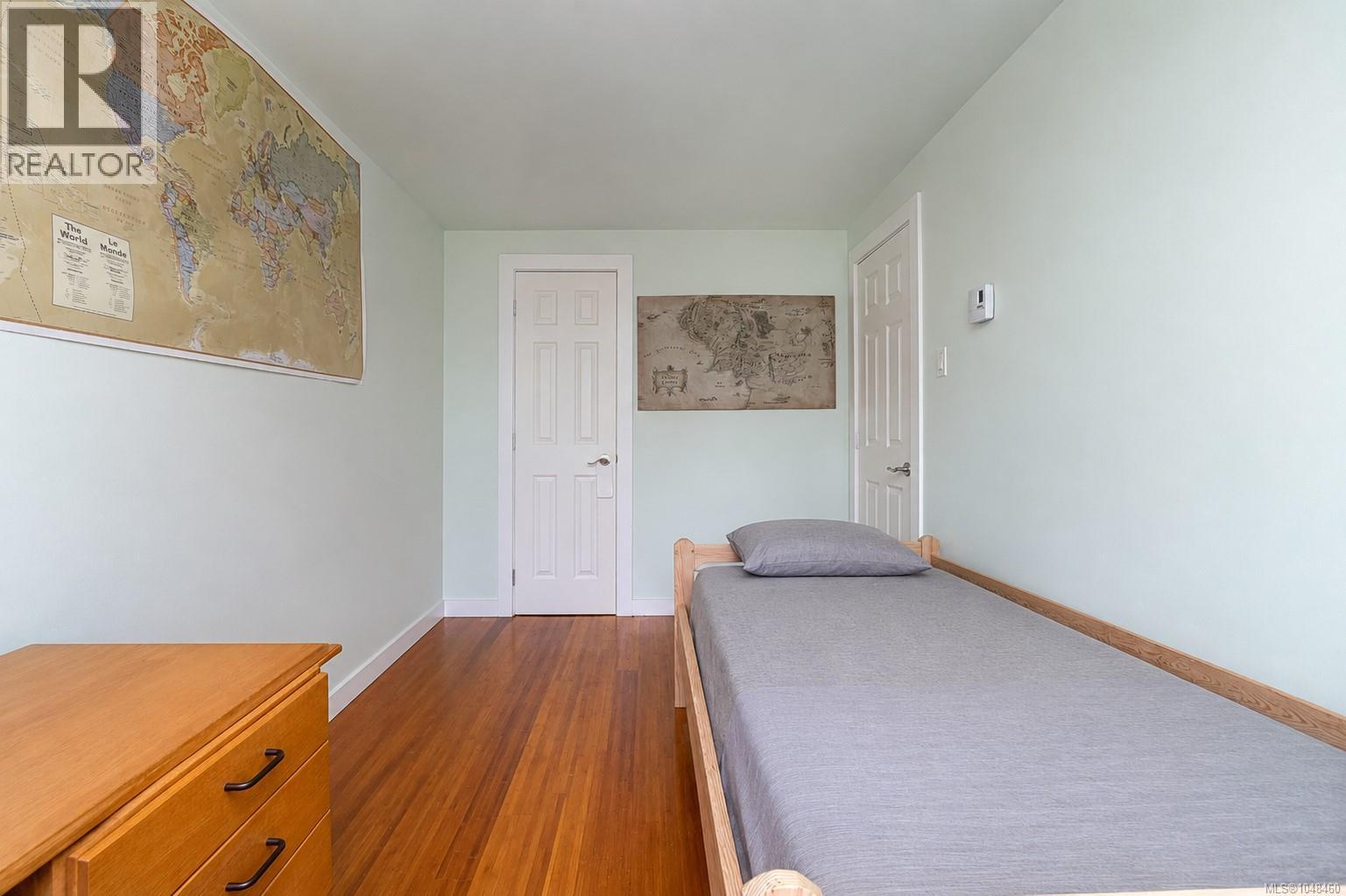 104 724 Sea Terrace, Victoria